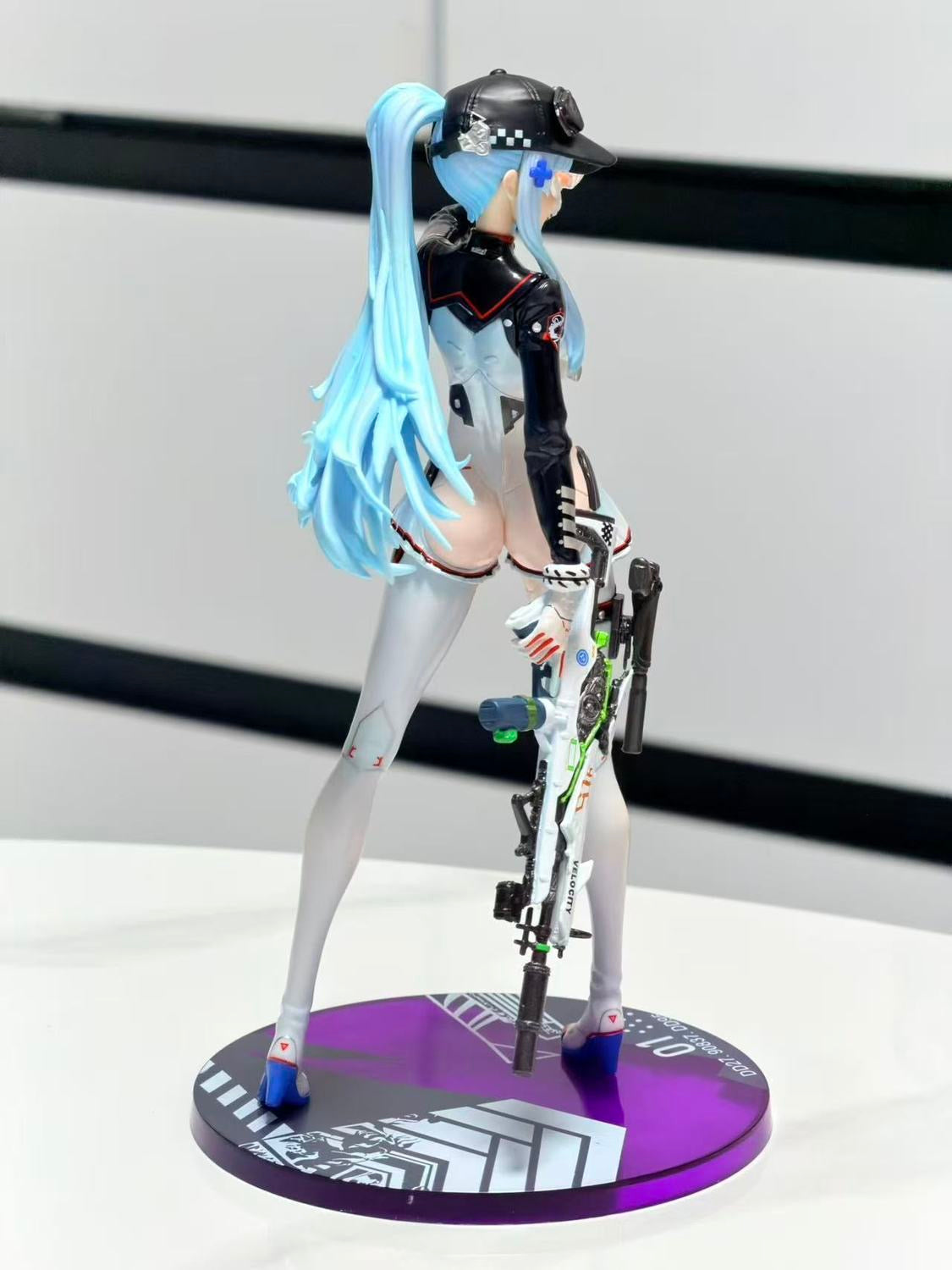 ブルーヘア ガンガール 1/7 完成品フィギュア